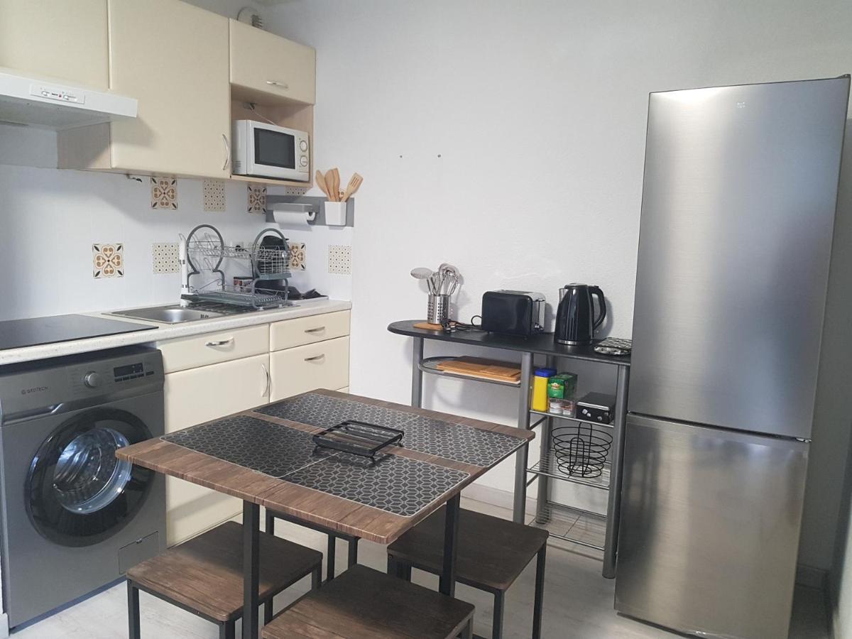 Apartment T2 Avec Balcon Plein Sud *